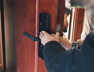 浦江24小时上门开锁公司